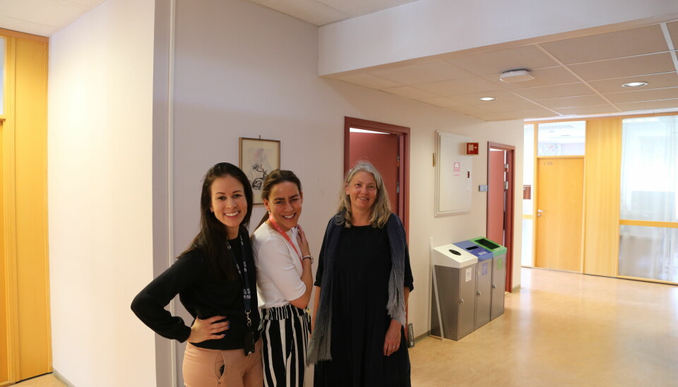Idrettskonsulent Lisa Svisdal, Rådgiver Inger Festad og studentprest Anne Anker Bolstad skal få nye kontorer i H-bygget ved NTNU campus Gjøvik.