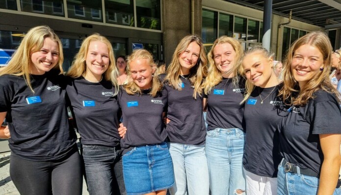 Vivas – linjeforeningen for fornybar energi. Vivas – linjeforeningen for fornybar energi.