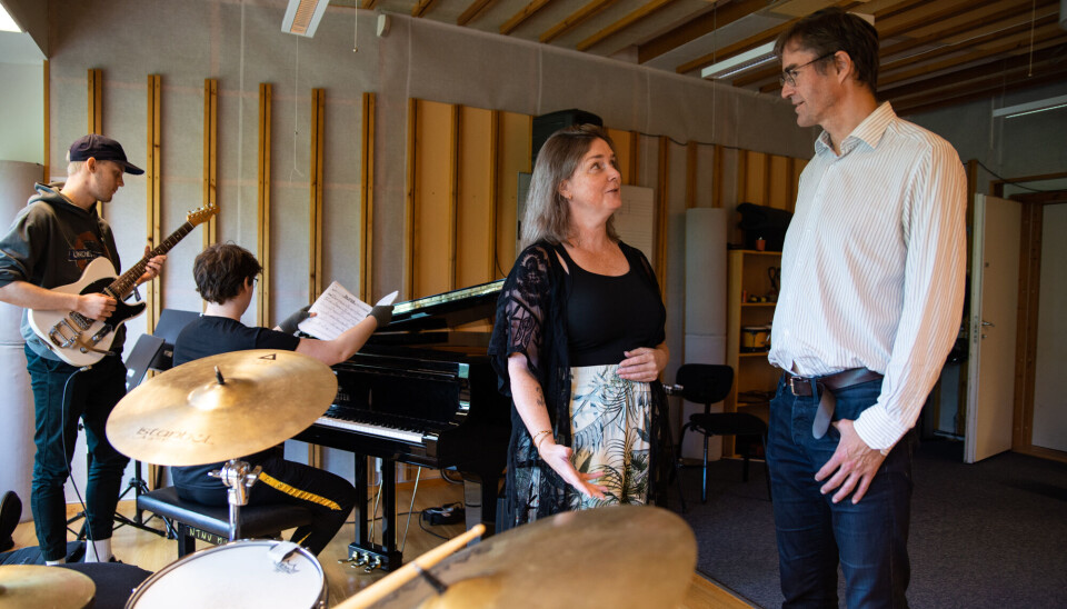 Instituttlederne Nora B Kulset (IMU) og Tore Kirkholt (IKM) holder en god tone seg i mellom. Nå innstiller NTNU på at Kulset får Samfundet som nærmeste nabo mens Kirlkholt får en sentral lokalisering på Gløshaugenplatået. Begge har god grunn til å være fornøyde. Nora B Kulset Tore Kirkholt Dragvoll øvingslokale