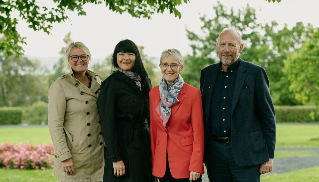 NTNU-ledelsen var tilstede på åpningen av festivalen Hyfer. T.v. prorektor for nyskaping Toril A. Nagelhus Hernes, festivaldirektør Tanja Holmen, rektor Anne Borg og prorektor for forskning og formidling Tor Grande. NTNU-ledelsen var tilstede på åpningen av festivalen Hyfer. T.v. prorektor for nyskaping Toril A. Nagelhus Hernes, festivaldirektør Tanja Holmen, rektor Anne Borg og prorektor for forskning og formidling Tor Grande.