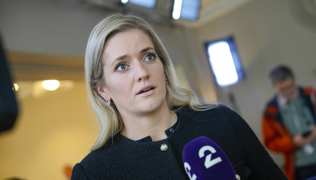 Justis- og beredskapsminister Emilie Enger Mehl (Sp) sier til TV 2 at de fikk en anmodning fra PST om å utvise mannen.