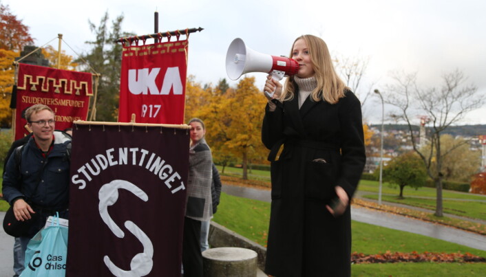 Leder av Studenttinget Astrid Hilling deler ikke oppfatningen av at de bare skal ha trukket på skuldrene da bekymringen ble tatt opp. Leder av Studenttinget Astrid Hilling deler ikke oppfatningen av at de bare skal ha trukket på skuldrene da bekymringen ble tatt opp.