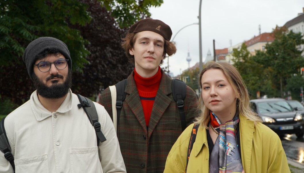 Tre journalister fra DOXA i Berlin. (f.v.): Armen, Nikita and Ekatarina. Tre journalister fra DOXA i Berlin. (f.v.): Armen, Nikita and Ekatarina.