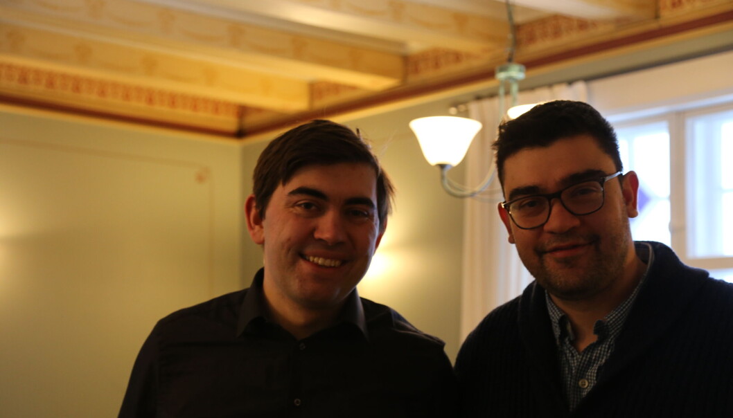 Jon Aaby Møretrø, til venstre i bildet, sammen med veileder Alexandros Asimakopoulos. Jon Aaby Møretrø, til venstre i bildet, sammen med veileder Alexandros Asimakopoulos.