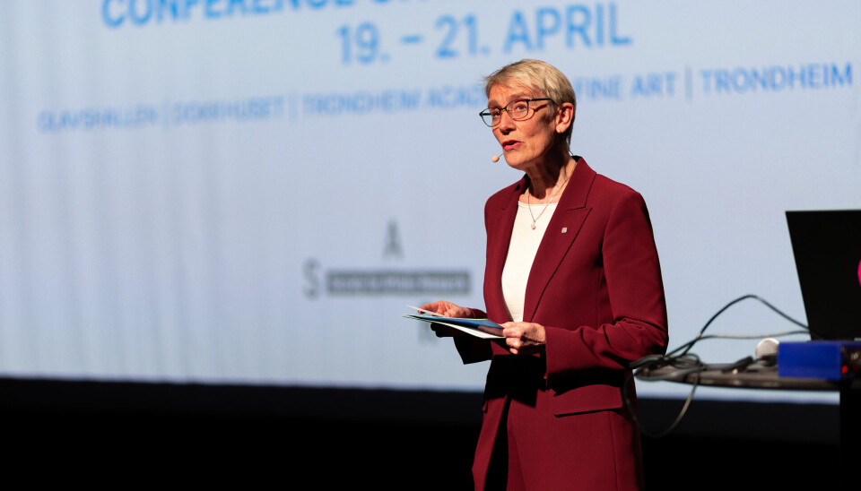 Rektor ved NTNU, Anne Borg holdt velkomsttale under den fjortene internasjonale SAR-konferansen i Trondheim.