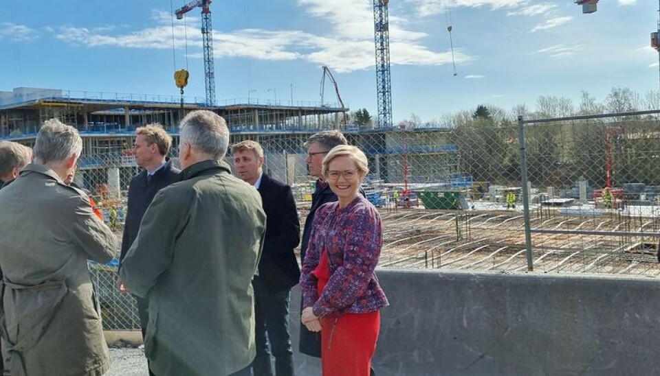 Nærlesing. Masteroppgaven levert av nåværende helseminister Ingvild Kjerkol og en medstudent utsettes for en nærgående lesning som er få andre akademiske tekster forunt. Ola Borten Moe og UiO-rektor Svein Stølen