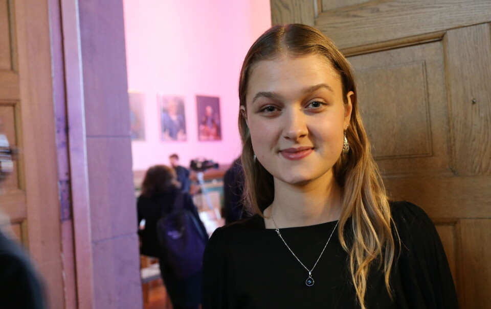 Isfit-president Aurora Kolstad håper flere gjør som NTNU-rektor Tor Grande og melder seg som vertskap under den internasjonale studentfestivalen Isfit.