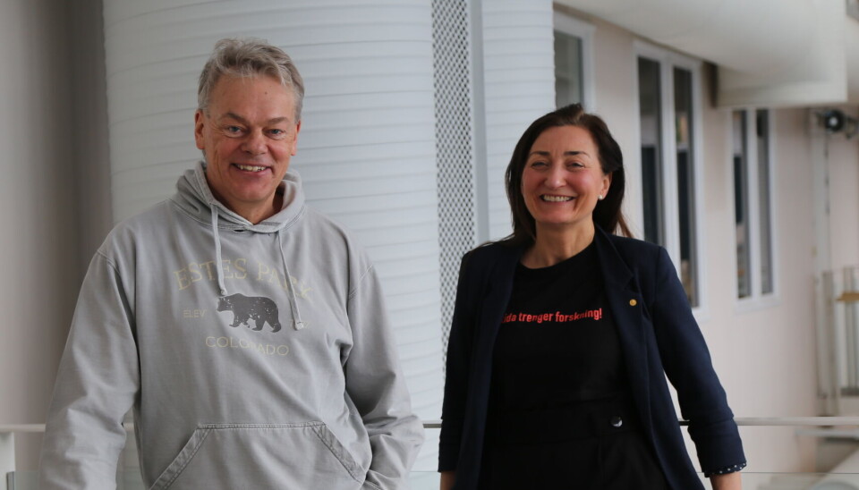 - Jeg kjenner på en enorm trygghet og lettelse med å få Nasjonalforeningen og deres unike kompetanse med på laget, sier May-Brit Moser. Edvard Moser til venstre.