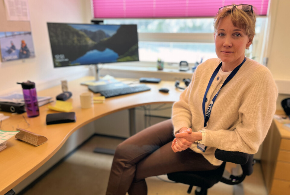 Elin Andresen Leistad har pendlet fra Lillehammer siden hun startet på NTNU for over fire år siden. Nå har hun takket ja til et tilbud på en lederstilling ved Revmatismesykehuset Lillehammer, og har sin siste arbeidsdag ved NTNU i juni. Det ble tristere enn forventet nå når hennes valg kan bli tungen på vektskålen for ergoterapeututdanningen som kan bli rammet av nullopptak til høsten.