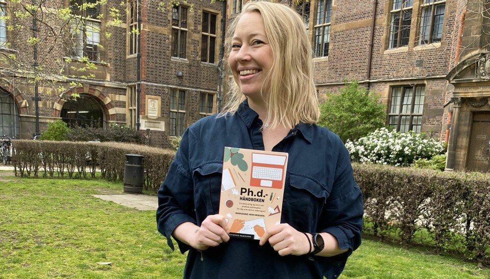 TAUS KUNNSKAP MELLOM TO PERMER: At det er mye det forventes at ph.d.-stipendiatene kan, uten at noen har fortalt dem det, var en av tingene som slo Marianne Hem Eriksen da hun selv arbeidet med doktorgraden.