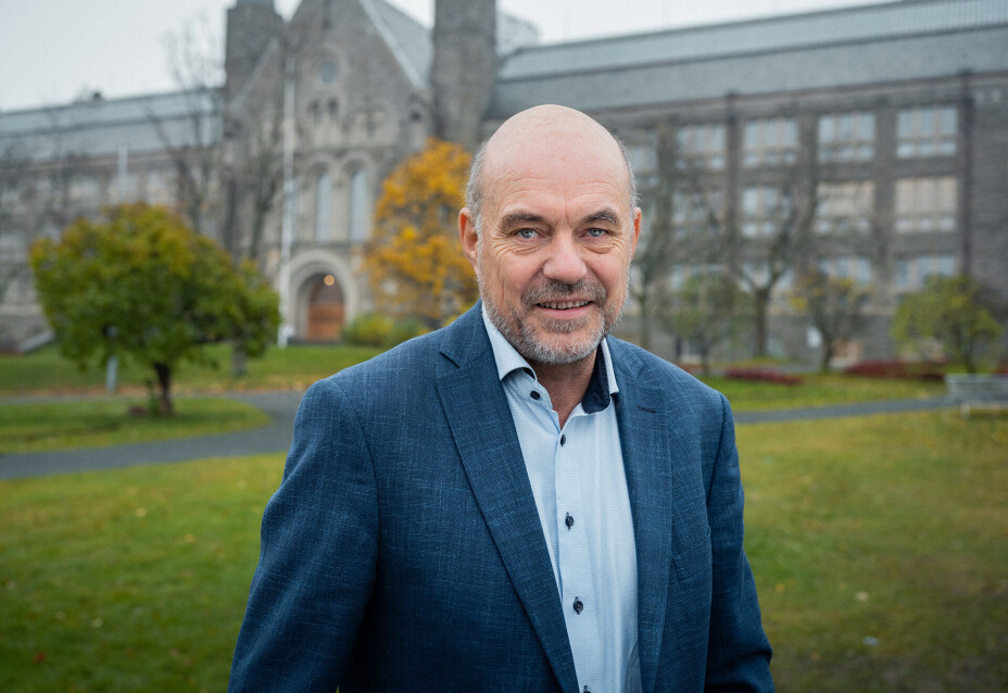 NTNU-nestor får pris fra sin fagforening